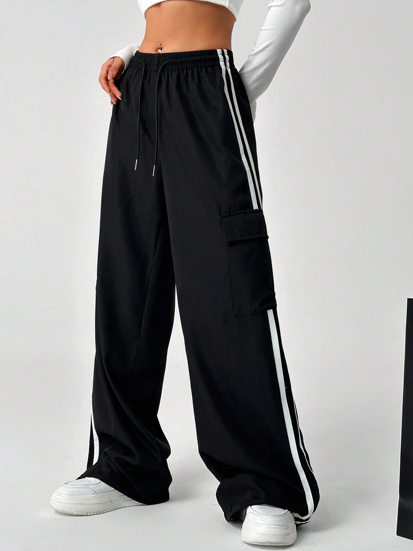 Ezwear Drawstring Waist Striped Side Pocket Pants
